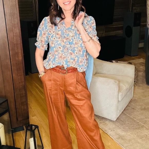 Cruise Crop Sample Sale - Picture 5 of 7